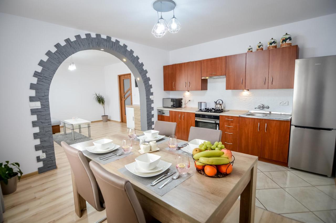 Apartamenty Przystanek Banska Banska Nizna Exterior foto